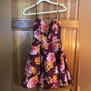 NWOT B.Darlin strapless Burgundy Floral Mini Dress - 9/10